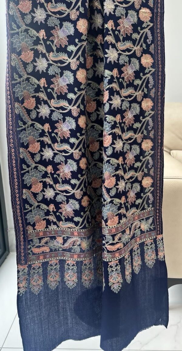 BLUE COLOR EMBROIDERED PASHMINA KASHMIRI SHAWL