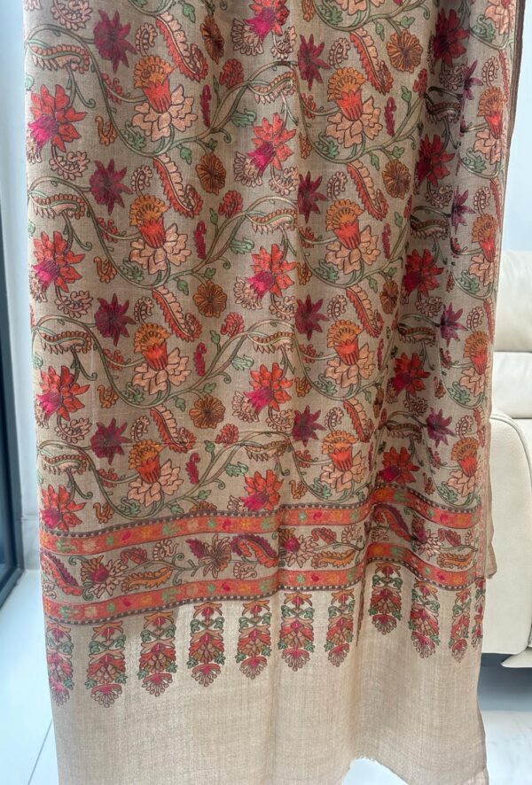 JAAL SKIN COLOR EMBROIDERED PASHMINA KASHMIRI SHAWL